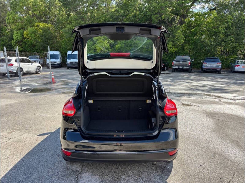 2017 Ford Focus SEL