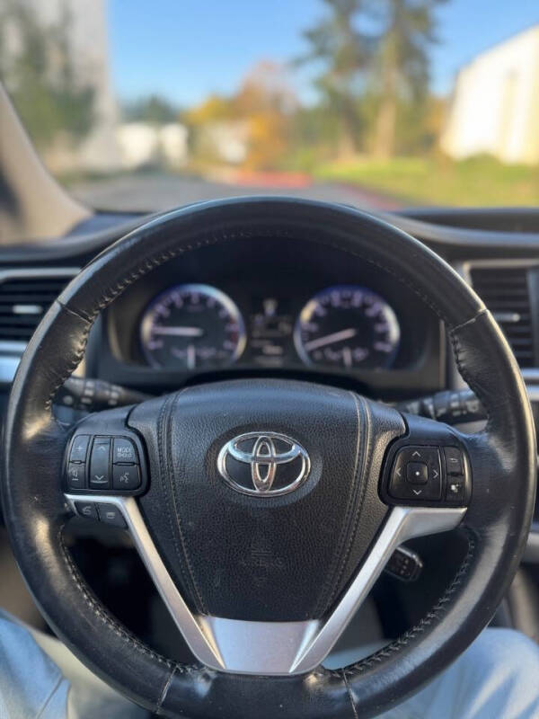 2014 Toyota Highlander Limited