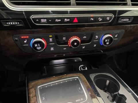 2017 Audi Q7 3.0T quattro Premium Plus