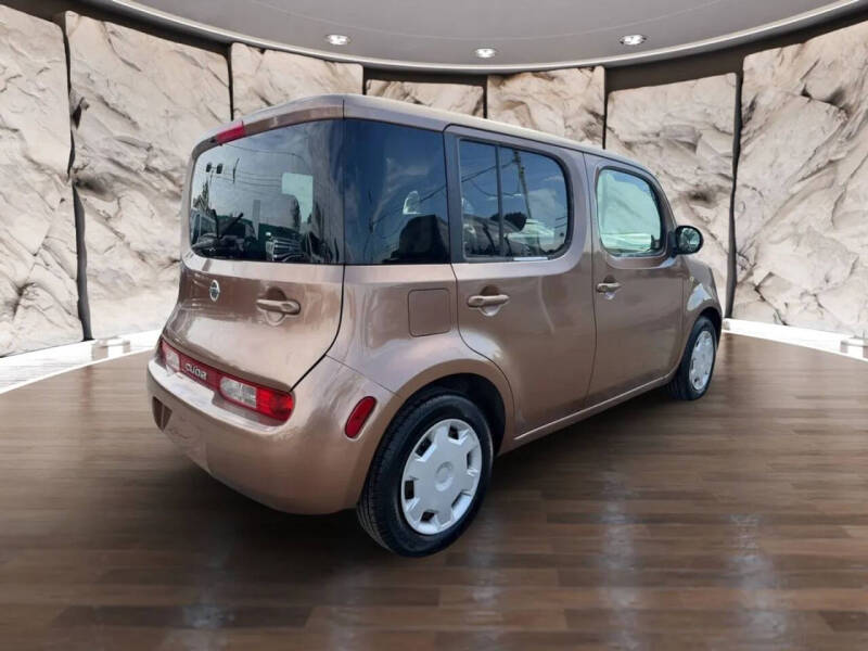 2011 Nissan cube