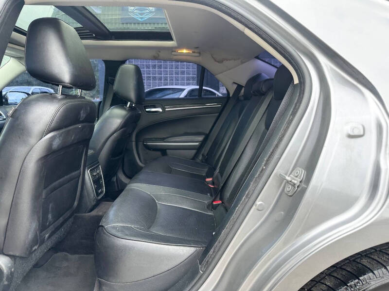 2018 Chrysler 300 Limited