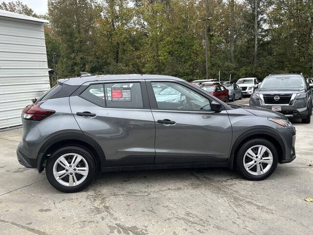 2024 Nissan Kicks S