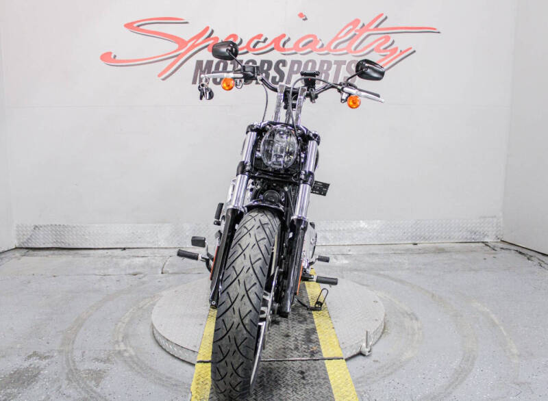 2019 Harley-Davidson Breakout