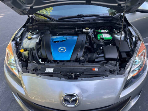 2013 Mazda MAZDA3 i Touring