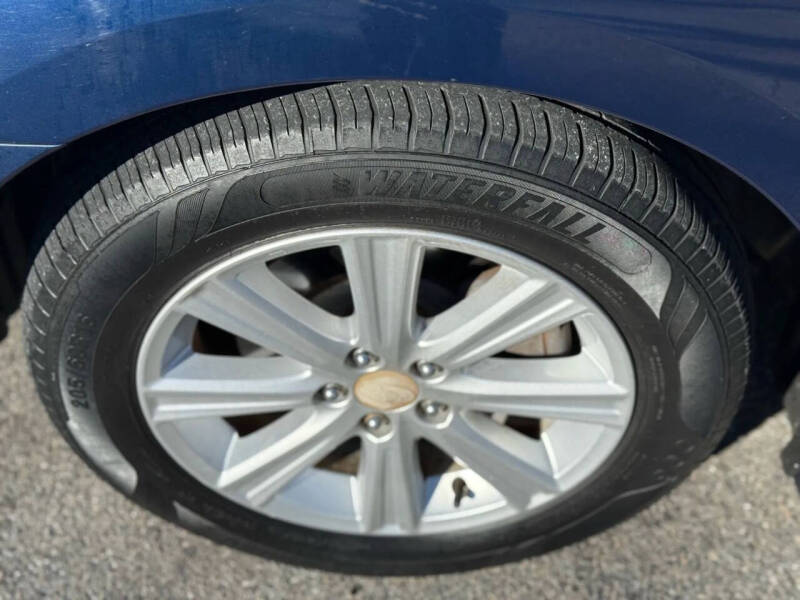 2010 Subaru Legacy 2.5i Premium