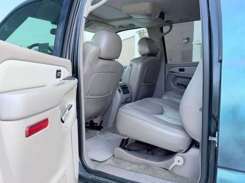 2005 GMC Yukon XL Denali