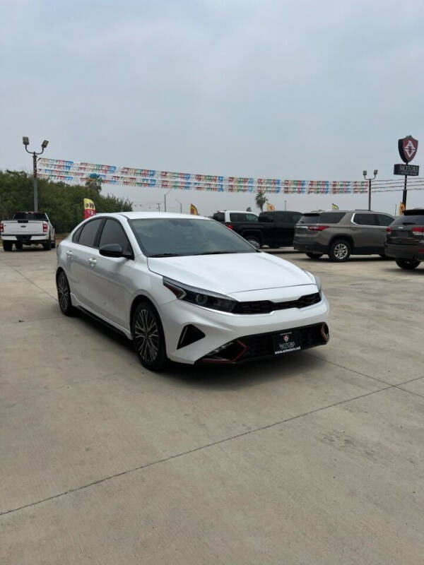 2024 Kia Forte for sale at A & V MOTORS in Hidalgo TX