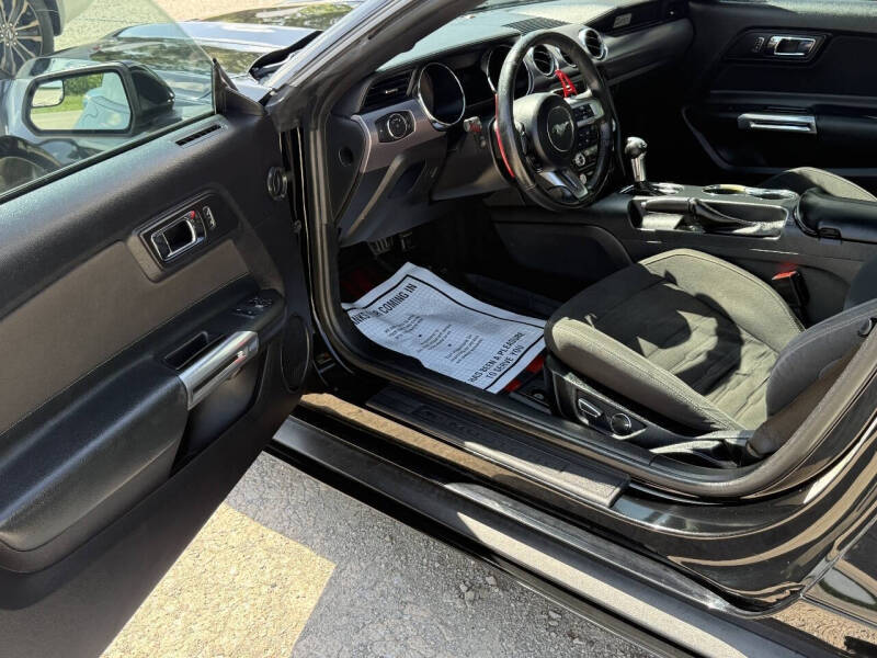 2017 Ford Mustang EcoBoost Premium