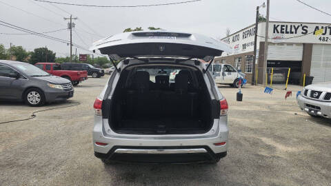 2015 Nissan Pathfinder SV