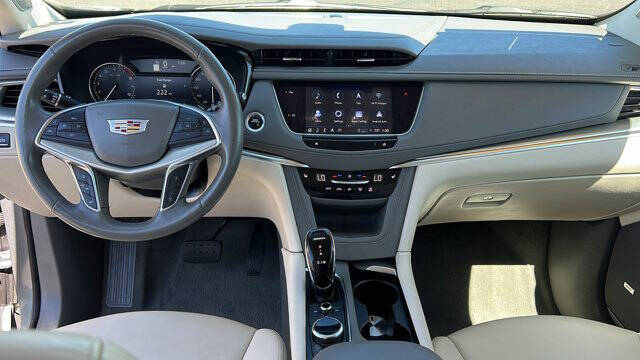 2023 Cadillac XT5 Premium Luxury