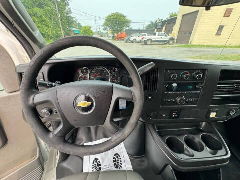 2017 Chevrolet Express 2500