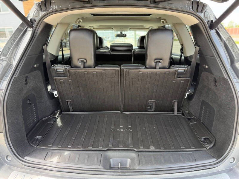 2019 Nissan Pathfinder Platinum