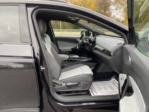 2023 Volkswagen ID.4 Pro