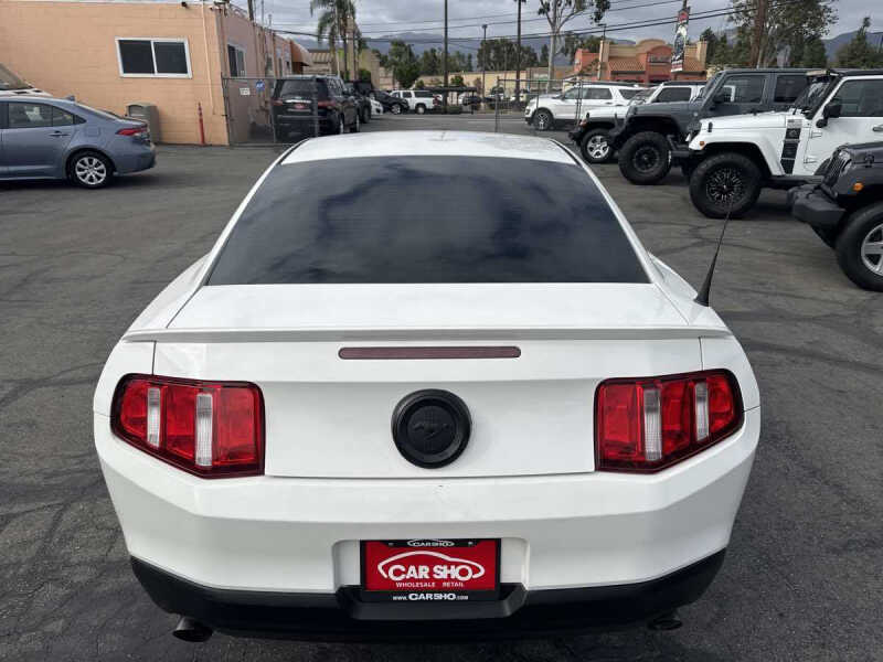 2012 Ford Mustang V6
