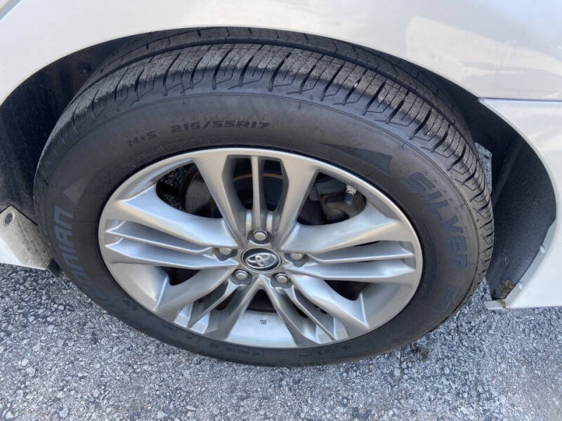 2017 Toyota Camry LE