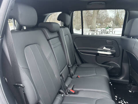 2025 Mercedes-Benz GLB GLB 250 4MATIC