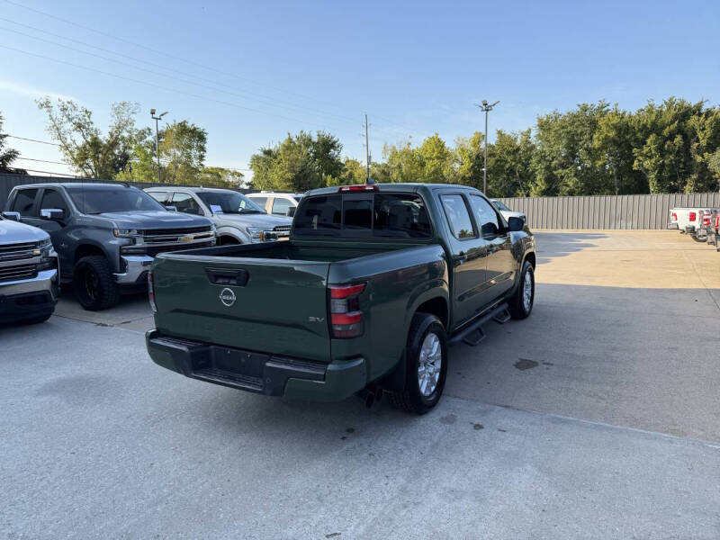 2022 Nissan Frontier SV