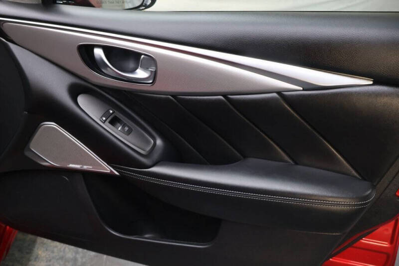 2023 Infiniti Q50 Luxe