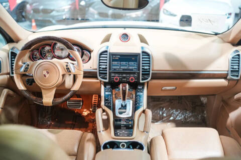 2014 Porsche Cayenne S Hybrid