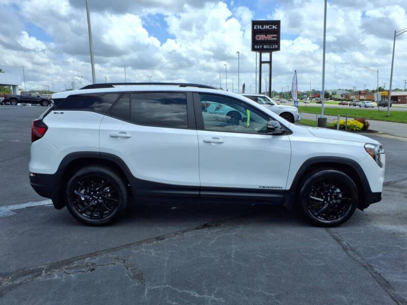 2023 GMC Terrain SLE