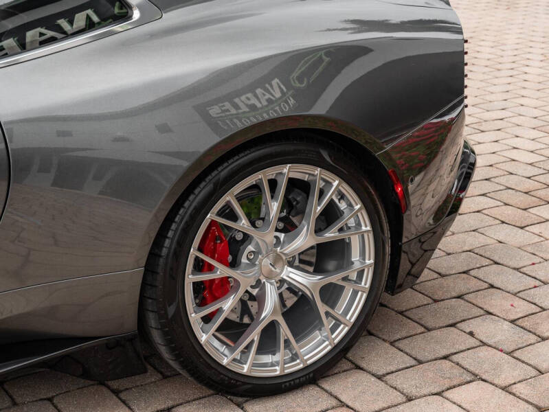 2025 Aston Martin Vanquish