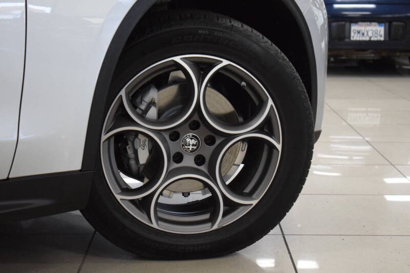 2021 Alfa Romeo Stelvio Sprint