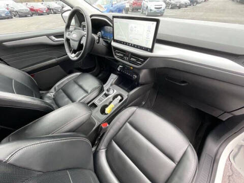 2024 Ford Escape Platinum