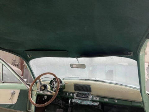 1953 Kaiser Manhattan