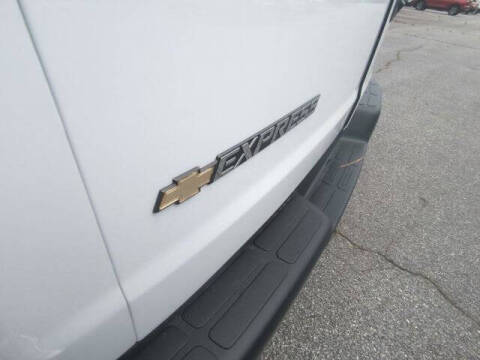 2025 Chevrolet Express 2500