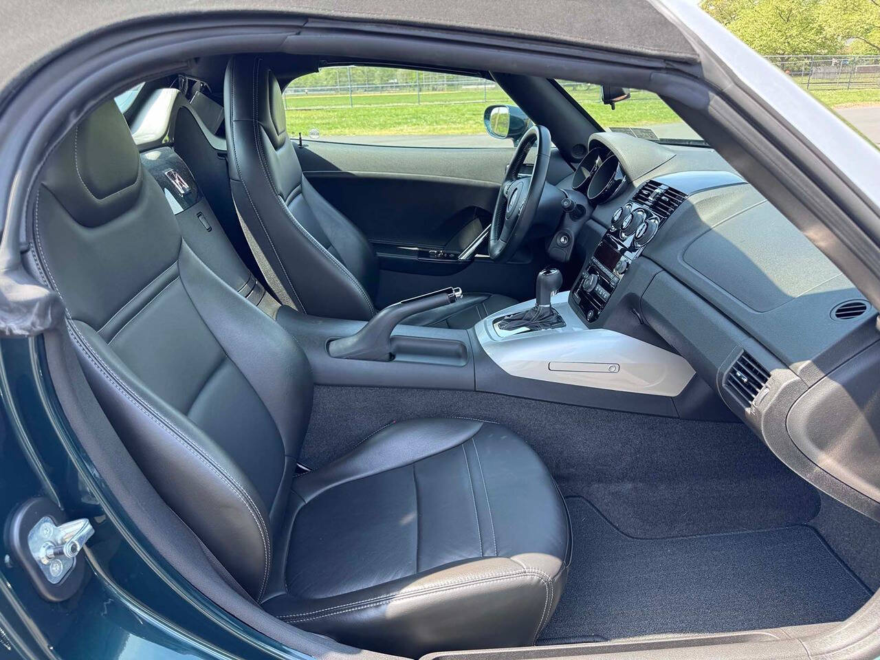 2008 Saturn SKY 13
