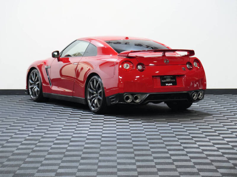 2013 Nissan GT-R Premium