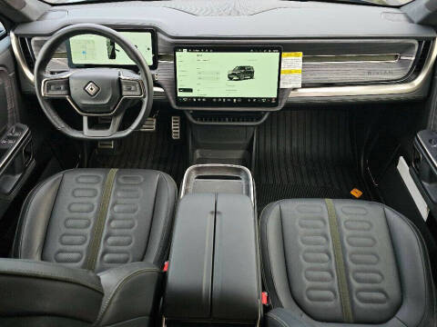 2023 Rivian R1S Adventure