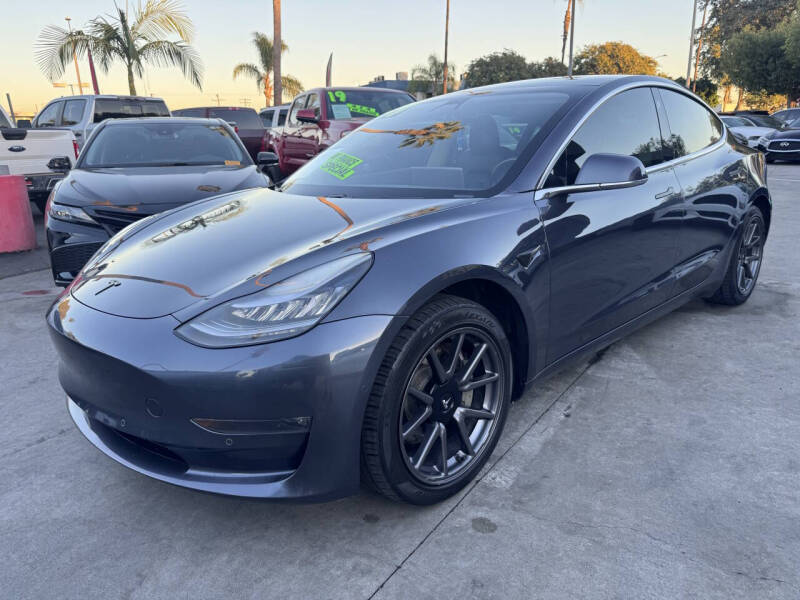 2019 Tesla Model 3 Standard Range Plus