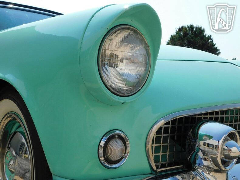 1955 Ford Thunderbird