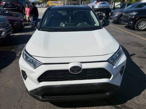2019 Toyota RAV4 XLE Premium