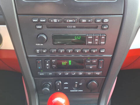 2002 Ford Thunderbird Deluxe