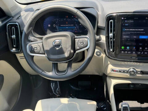 2026 Volvo XC40 B5 Plus