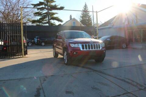 2012 Jeep Grand Cherokee for sale at F & M AUTO SALES in Detroit MI