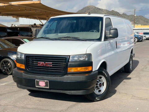 2022 GMC Savana 2500