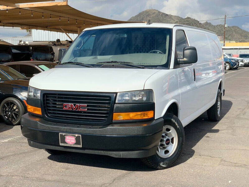 2022 GMC Savana 2500