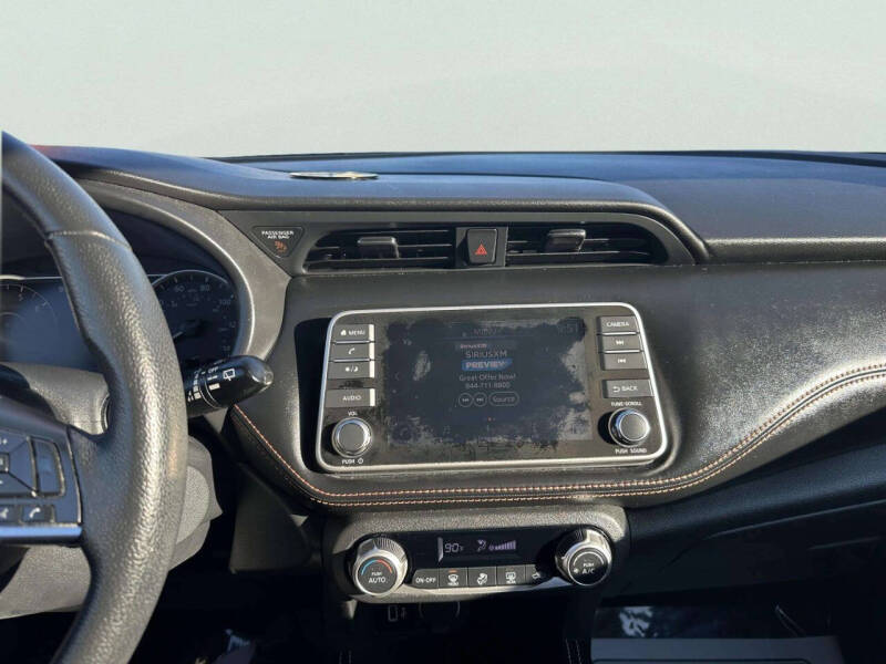 2018 Nissan Kicks SR