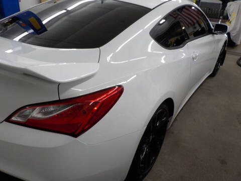 2010 Hyundai Genesis Coupe 2.0T R-Spec