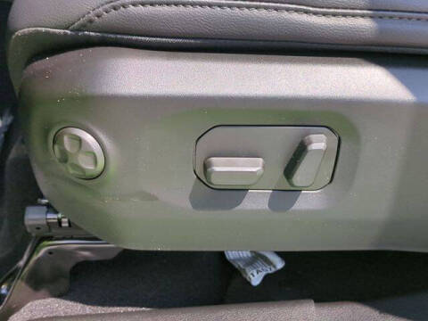 2025 Jeep Gladiator High Tide