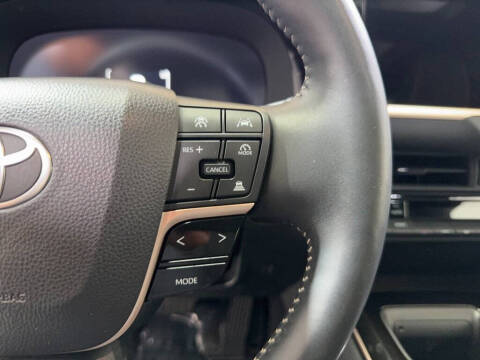 2025 Toyota Crown Platinum