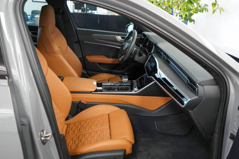 2024 Audi RS 6 Avant 4.0T quattro Avant performance