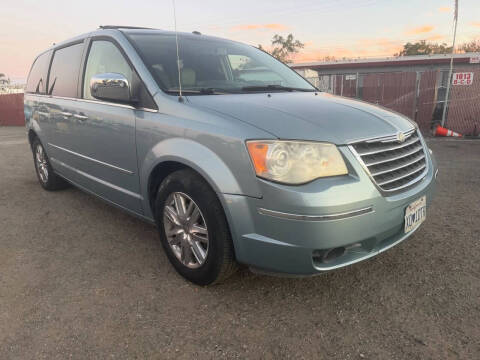 2008 Chrysler Town and Country Limited