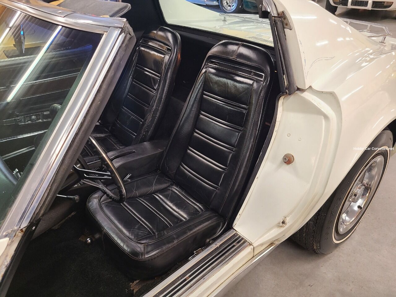 1973 Chevrolet Corvette 15