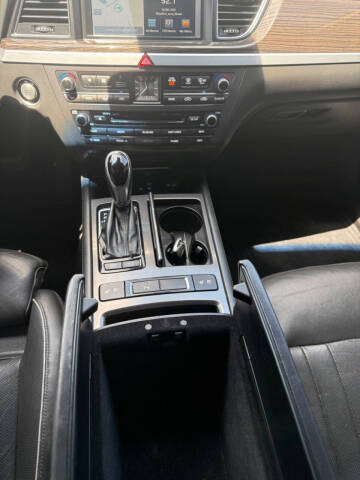 2015 Hyundai Genesis