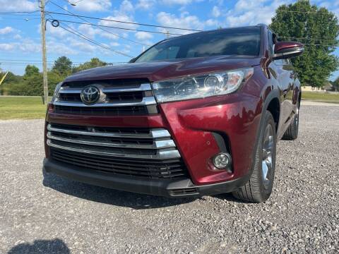 2018 Toyota Highlander for sale at A&C Auto Sales in Moody AL