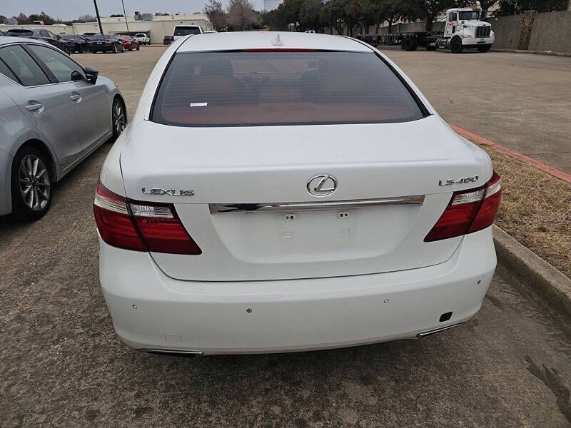Off white 2007 Lexus LS 460 Base 4dr Sedan 3